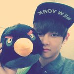 [방탄소년단] <b>태태</b>가 들고있는