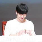 1위 시켜주고 싶은 아이돌 