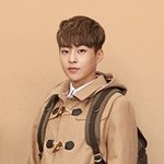 [시우민] 민석이 떡코에 <b>책가방</b>멘거봐ㅋㅋㅋㅋ
