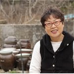 "앉아서 오줌 누는 빨갱이년들"
