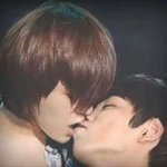 [EXO] 이거 <b>지디</b>랑 누구냐