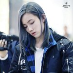 <b>염색</b>하고 더 예뻐진 아이돌