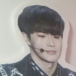[EXO] 브로마이드 천지인데 나만 <b>의식</b>안함..?