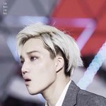 [EXO] 종인이 밝은색으로 염색안해<b>주나</b>..