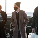 [백현] [포토]엑소 백현 ‘롱코트로 남친룩 <b>완성</b>’ 