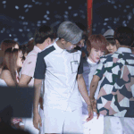 [방탄소년단] 박수<b>셔틀</b>