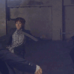 [EXO] 니네오빠 날아다니냐 민석인 돌려차기한다