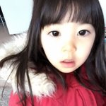 [얼짱애기ㄷ] 얘 애기가셀카 겁나 잘찍네 크면 <b>핵</b><b>존</b>예일듯