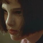 아이유 보다가 원조 <b>레옹</b> 보니까 ㄷㄷ