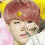 [방탄소년단] 슈가 공중파.첫1위움짤