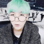 [방탄소년단] <b>안경벗</b>는짤