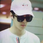 [EXO] 세훈이가 직접 골랐다는 <b>바비</b>랑 커플모자