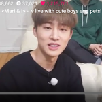 [EXO] 브이앱보는데 <b>횡령</b>범아들