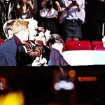 [EXO] <b>빅토리</b>랑 세훈 뒤에 시우민표정 ㅋㅋㅋ