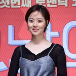 <b>숏컷</b> 문채원