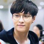 안경 <b>갭</b>차이 쩌는 레이