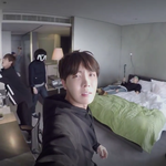 [방탄소년단] 한 공간 속 각자 <b>촬영</b>하느라 바쁜 방탄이들ㅋㅋㅋㅋㅋㅋ