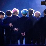 [방탄소년단] 방탄은 내 <b>숙면</b> 시간을 가져간 만큼 