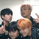 [방탄소년단] 박짐니 표정씹귀존귀세젤귀;;;;<b>스웩</b>;;;;