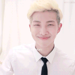 [방탄소년단] 객관적 기준의 오늘자 <b>양</b>날개(a.<b>k</b>.a김남준)