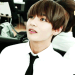 [방탄소년단] 방탄밤 1위소감할때 뒤에서 누가