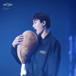 [EXO] <b>한입</b>에 냠