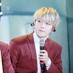 [백현] 백현이 <b>컴백</b><b>쇼</b>케 고화질ㅎㅎ