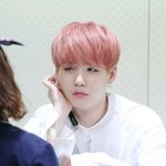 [방탄소년단] 어 밑에분 <b>저</b> <b>님</b> 옆에있었는듯..