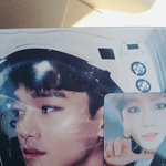 [EXO] 얘들아 나 앨범왔어 ㅠㅠㅠㅠ