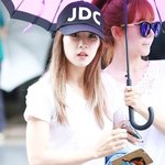 [EXO] <b>이</b> <b>모자</b> 원래 많이 쓰는건가보네