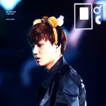 [카이] 이것두내꼬~저것두내꼬~ 너두내꼬!! (<b>머리띠</b>수집가 김종인)