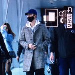 [EXO] 코트에 후드티 조합 조카 <b>조음</b>
