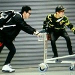 [EXO] 공항에서 <b>난동</b>부리는 샠.끼들