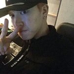 [방탄소년단] 이얏호 우리 침침은 <b>쌩얼도</b> 고우시당!!