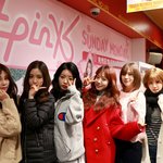 일본팬들과 인증샷 찍은 <b>에핑</b>