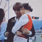 [EXO] 니네 <b>최애</b>가 친한<b>여</b><b>돌</b>한테 이런스킨쉽해도 괜춘?