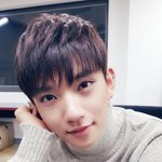 [세븐틴] 배경<b>화면</b>바꿨는데