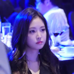 <b>손나은</b> 얼굴보톡스맞은줄