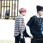 [방탄소년단] 방탄이들<b>체크</b>남방입은사진좀주라