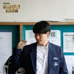 [EXO] <b>정환이</b> 학급비하라고 지갑던져주는거 존멋
