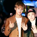 [세븐틴] 민규 <b>황토색</b>? 롱코트말이야