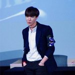[방탄소년단] 와.. 정호석 <b>기럭지</b> 뭐냐;;;;