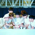 [EXO] 방1탄 진짜 <b>착함</b>