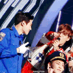 [EXO] 준면이 종인이 쳐다보는거봨ㅋㅋㅋㅋㅋ