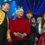 [EXO] <b>흰색옷</b> 바지내려간줄ㅋㅋㅋㅋㅋㅋㅋㅋㅋ