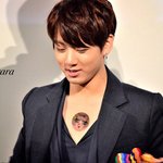 [방탄소년단] 스티커<b>주제</b>에 개 단호하네
