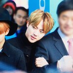 [방탄소년단] 석지닠ㅋㅋㅋㅋ또 <b>팔짱</b>ㅋㅋㅋㅋ