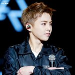 [시우민] 시우민<b>쌍꺼풀</b>생겼당