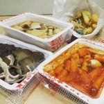 편의점 죠스떡볶이 + 허니뱅쇼 vs 매장 죠스떡볶이