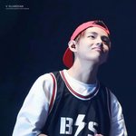 [방탄소년단] <b>뷔</b> 고소공포증있어??놀이기구는잘탔잖아